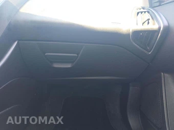 2013 Ford Focus Titanium Hatchback – miniatura 16