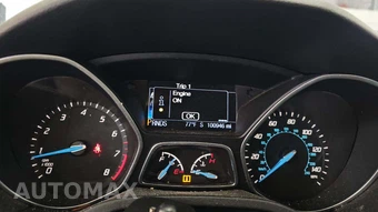 2013 Ford Focus Titanium Hatchback - miniatura 19