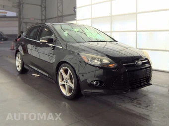 2013 Ford Focus Titanium Hatchback - miniatura 3