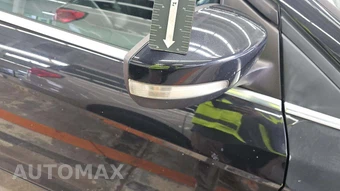2013 Ford Focus Titanium Hatchback - miniatura 32