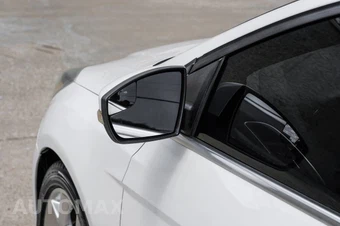 2013 Ford Focus Titanium Hatchback - miniatura 49