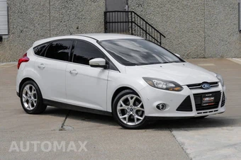 2013 Ford Focus Titanium Hatchback - miniatura 8