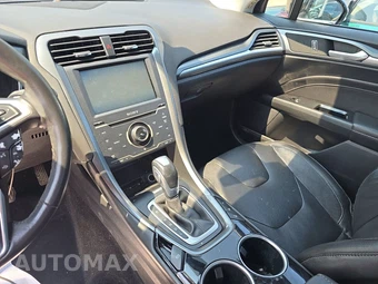 2013 Ford Fusion Energi Titanium – miniatura 11