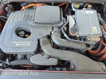 2013 Ford Fusion Energi Titanium - miniatura 16