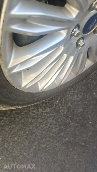 2013 Ford Fusion Energi Titanium - miniatura 24