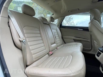 2013 Ford Fusion Hybrid SE - miniatura 14