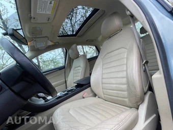 2013 Ford Fusion Hybrid SE - miniatura 8