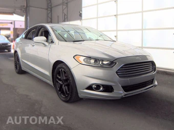 2013 Ford Fusion Hybrid Titanium - miniatura 3