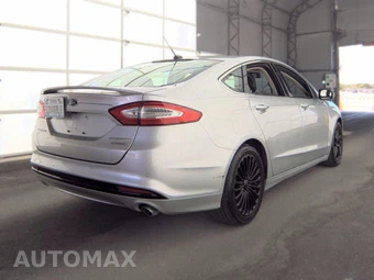 2013 Ford Fusion Hybrid Titanium - miniatura 4