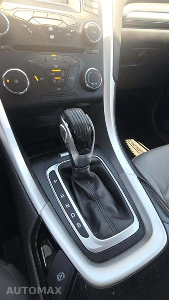 2013 Ford Fusion S - miniatura 22