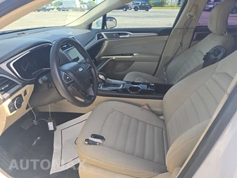 2013 Ford Fusion SE – miniatura 7