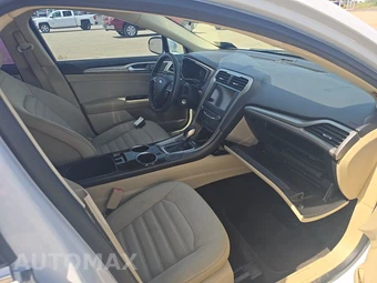 2013 Ford Fusion SE – miniatura 8