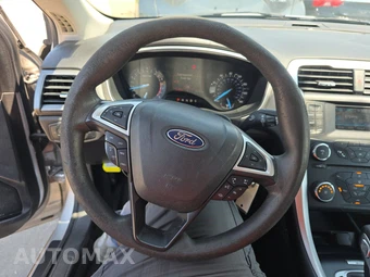 2013 Ford Fusion SE – miniatura 10