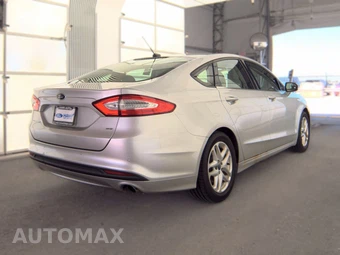 2013 Ford Fusion SE – miniatura 4