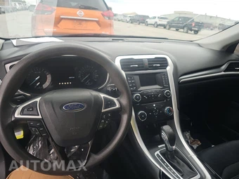 2013 Ford Fusion SE - miniatura 11