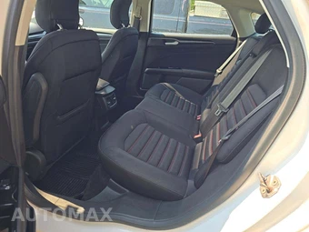 2013 Ford Fusion SE - miniatura 13