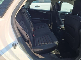 2013 Ford Fusion SE - miniatura 16