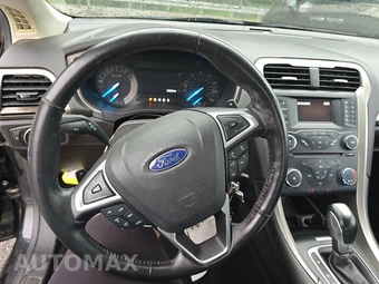 2013 Ford Fusion SE – miniatura 10