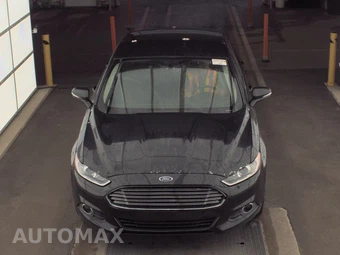 2013 Ford Fusion SE – miniatura 2