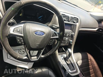2013 Ford Fusion SE – miniatura 11