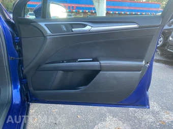 2013 Ford Fusion SE - miniatura 21