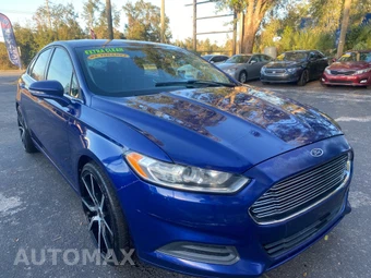 2013 Ford Fusion SE - miniatura 7