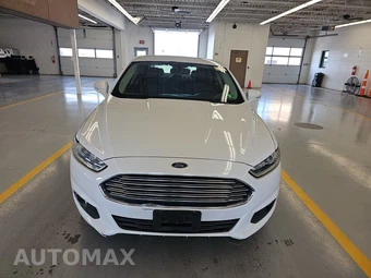 2013 Ford Fusion SE - miniatura 2