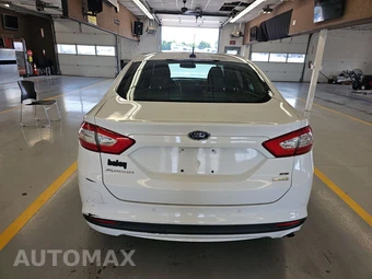 2013 Ford Fusion SE - miniatura 5