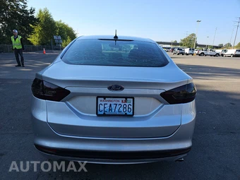 2013 Ford Fusion SE – miniatura 5