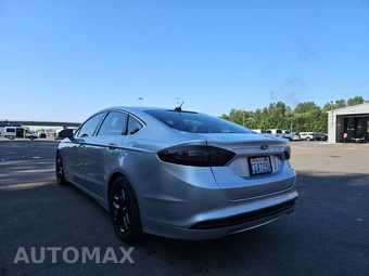 2013 Ford Fusion SE – miniatura 6