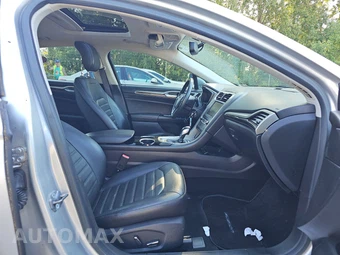 2013 Ford Fusion SE – miniatura 8
