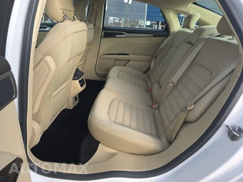 2013 Ford Fusion SE - miniatura 13