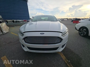 2013 Ford Fusion SE - miniatura 2