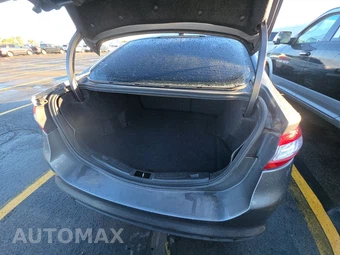 2013 Ford Fusion SE – miniatura 16