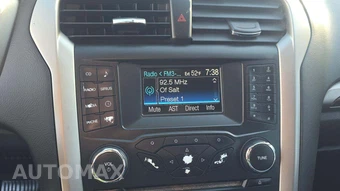 2013 Ford Fusion SE – miniatura 17