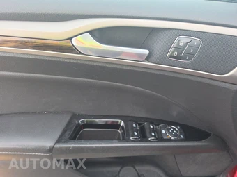 2013 Ford Fusion SE - miniatura 9