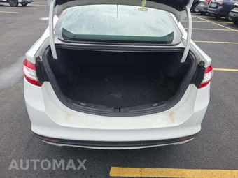 2013 Ford Fusion SE – miniatura 11
