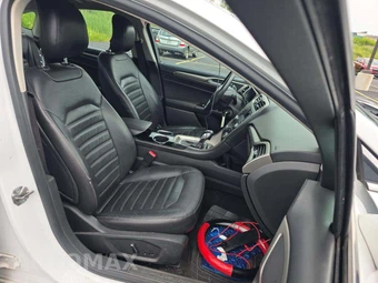2013 Ford Fusion SE – miniatura 15