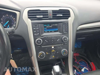 2013 Ford Fusion SE – miniatura 7