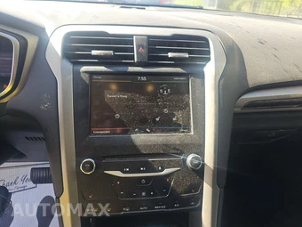 2013 Ford Fusion SE – miniatura 11