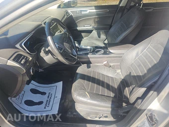 2013 Ford Fusion SE – miniatura 7