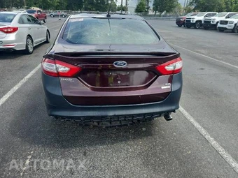 2013 Ford Fusion SE - miniatura 3