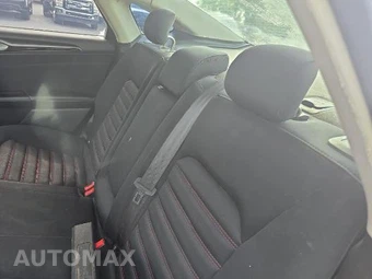 2013 Ford Fusion SE - miniatura 7