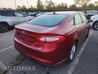 2013 Ford Fusion SE - miniatura 2