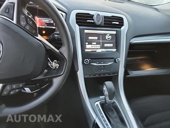 2013 Ford Fusion SE - miniatura 7
