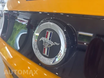2013 Ford Mustang Boss 302 Coupe - miniatura 10