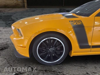 2013 Ford Mustang Boss 302 Coupe - miniatura 15