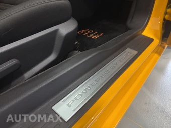 2013 Ford Mustang Boss 302 Coupe - miniatura 18