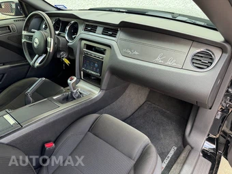 2013 Ford Mustang GT Coupe - miniatura 18