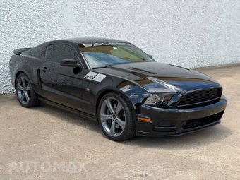 2013 Ford Mustang GT Coupe - miniatura 5